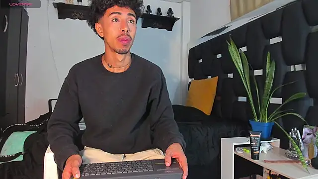 RyanRizzo online show from 03/15/25, 05:52