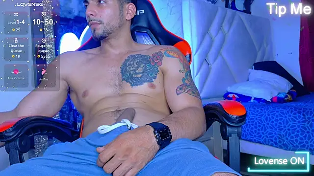 Rich boy01 online show from 11/08/25, 12:00