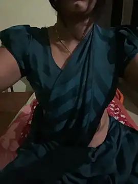 PUNAM BABY1 online show from 12/04/25, 12:14