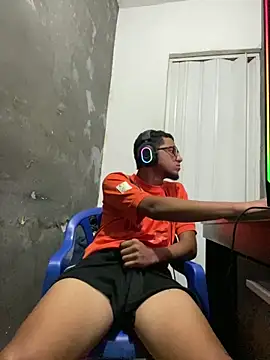 hyzi1 online show from 03/06/26, 01:13