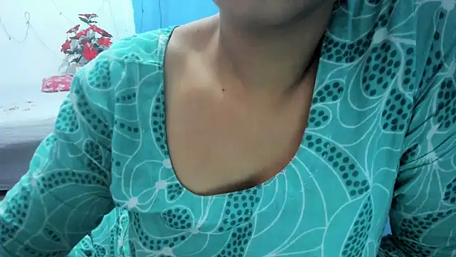 aarjulove online show from 10/23/25, 08:57