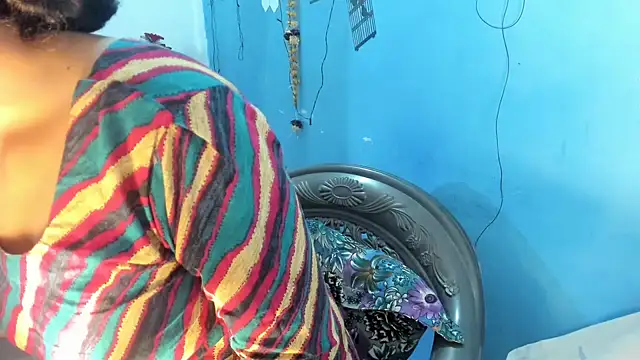 aarjulove online show from 03/11/26, 03:40