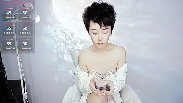 9ering-Er online show from 10/31/25, 09:05