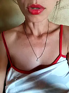 Nandasant09 online show from 09/17/25, 05:14