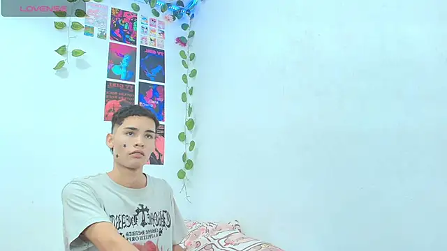 Snapshot of stevan1855 chatting on 06/27/26, 05:56 stevan1855 online show from 06/27/26, 05:56