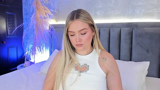 GaiaBaker online show from 11/27/25, 01:13