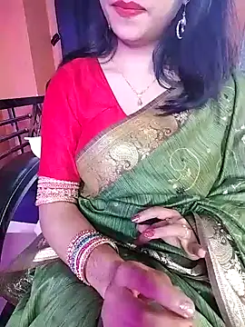 Snapshot of hot_Oliviaa chatting on 02/02/25, 07:41 hot Oliviaa online show from 02/02/25, 07:41