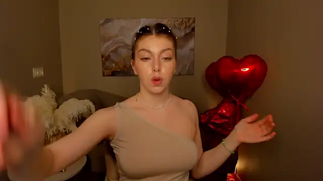 MollyMeltorr online show from 02/11/26, 02:44