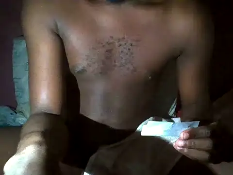 Snapshot of BRawSocietyy chatting on 04/27/26, 11:47 BRawSocietyy online show from 04/27/26, 11:47