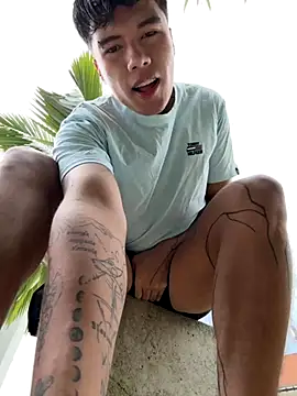 Logan smith1 online show from 09/19/25, 06:30