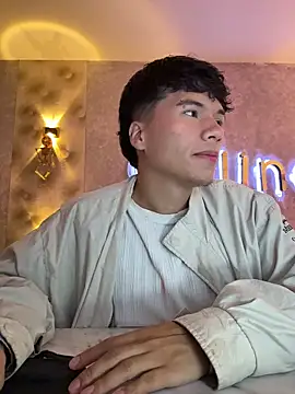 Logan smith1 online show from 10/16/25, 05:41