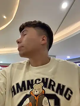 Snapshot of Logan_smith1 chatting on 03/13/26, 09:32 Logan smith1 online show from 03/13/26, 09:32