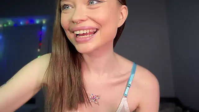 Snapshot of dollfromvenus chatting on 01/12/25, 05:01 dollfromvenus online show from 01/12/25, 05:01