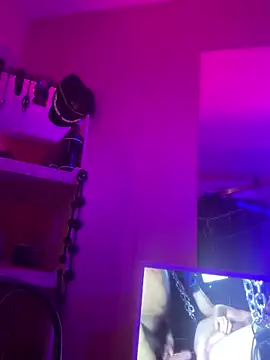 Snapshot of nickgode69 chatting on 01/19/25, 08:07 nickgode69 online show from 01/19/25, 08:07