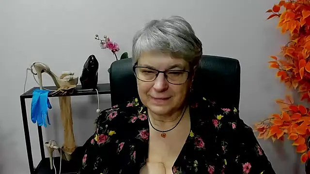 IrisDream online show from 12/10/24, 01:55