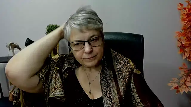 IrisDream online show from 02/21/25, 01:22