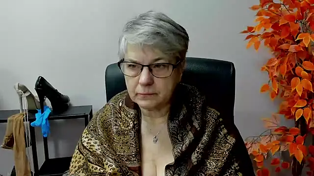 IrisDream online show from 03/17/25, 07:13