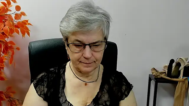 IrisDream online show from 09/29/25, 06:18