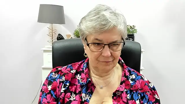 IrisDream online show from 04/07/26, 06:14