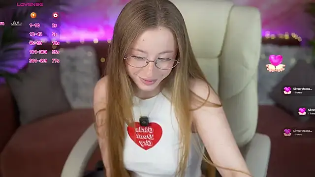 SilverrMoon online show from 03/27/26, 02:06