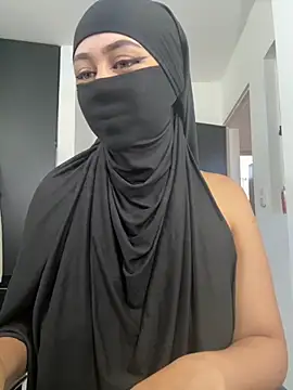 iiris  online show from 10/09/25, 12:25