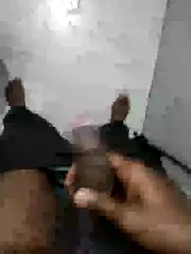 Snapshot of biggest_lund_ chatting on 01/18/25, 05:41 biggest lund online show from 01/18/25, 05:41