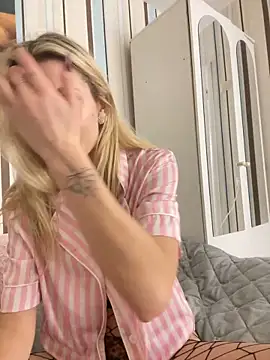 Liya my online show from 02/26/25, 11:26