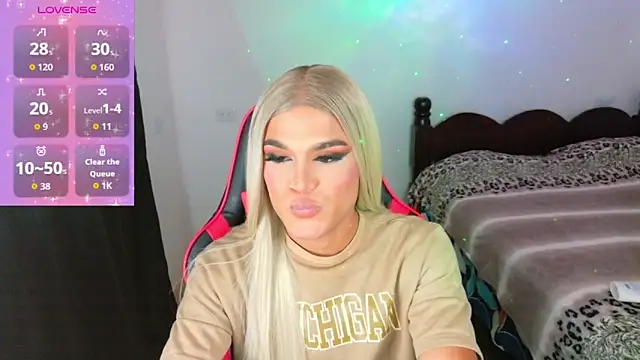 AllisonsweetZ online show from 11/05/25, 02:39