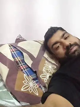 Snapshot of L9vefromAkhil chatting on 01/14/26, 10:54 L9vefromAkhil online show from 01/14/26, 10:54