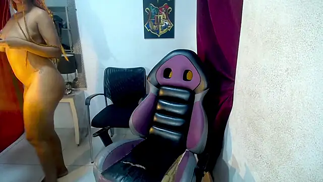 diabla sexyboobs online show from 01/17/26, 03:44