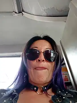 sophie banger online show from 10/03/25, 05:43