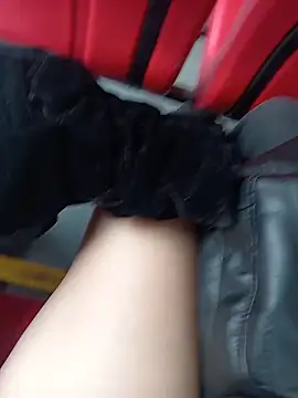 sophie banger online show from 10/22/25, 05:13