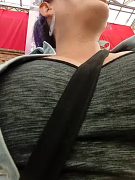 Snapshot of sophie_banger chatting on 02/03/26, 10:37 sophie banger online show from 02/03/26, 10:37