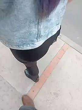 Snapshot of sophie_banger chatting on 02/13/26, 07:10 sophie banger online show from 02/13/26, 07:10