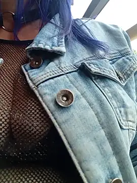 Snapshot of sophie_banger chatting on 02/17/26, 06:03 sophie banger online show from 02/17/26, 06:03