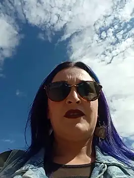 Snapshot of sophie_banger chatting on 02/18/26, 08:05 sophie banger online show from 02/18/26, 08:05