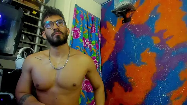 leondevereda online show from 12/17/25, 01:33