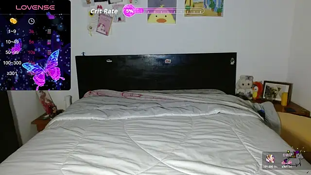 Snapshot of TRIXIE_TANG28 chatting on 09/16/25, 12:33 TRIXIE TANG28 online show from 09/16/25, 12:33