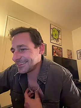 defbond420 online show from 11/17/25, 09:09