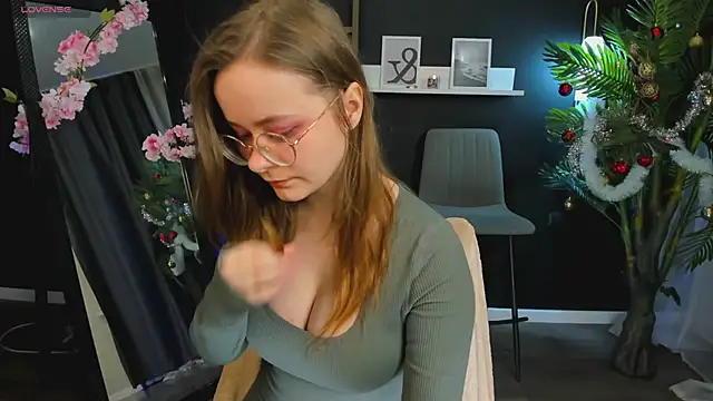 CassieCool online show from 01/08/25, 09:12