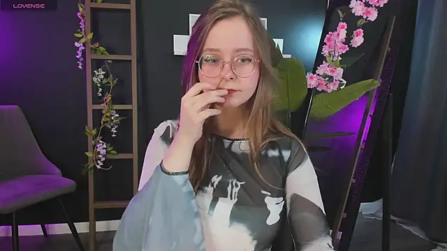 CassieCool online show from 01/10/25, 08:59