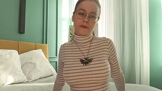 CassieCool online show from 10/18/25, 12:39