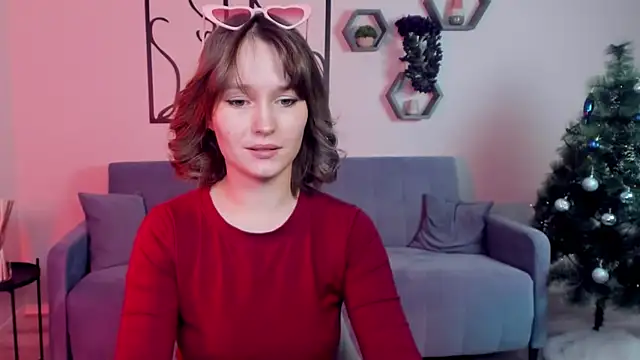 BritnieCute online show from 01/12/26, 06:07