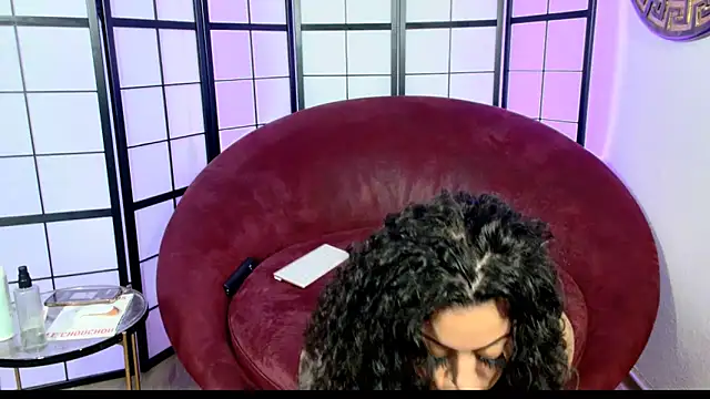 Snapshot of LeylaDelAmor chatting on 11/03/25, 11:44 LeylaDelAmor online show from 11/03/25, 11:44