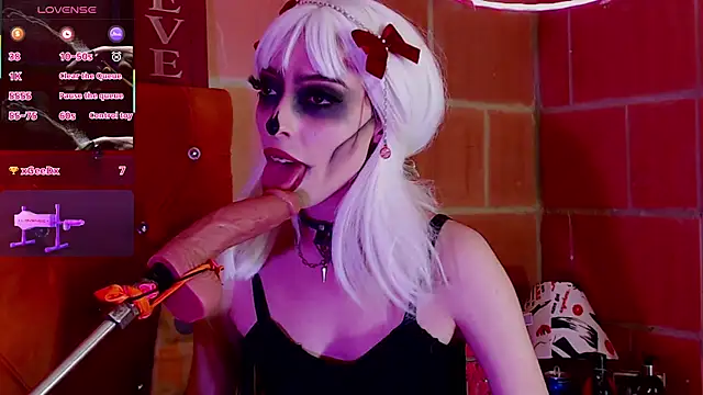 Yennastone online show from 10/15/25, 06:02