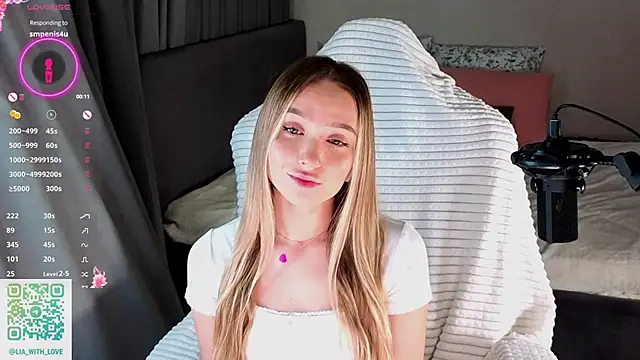 HollisBeckett online show from 02/13/26, 03:13