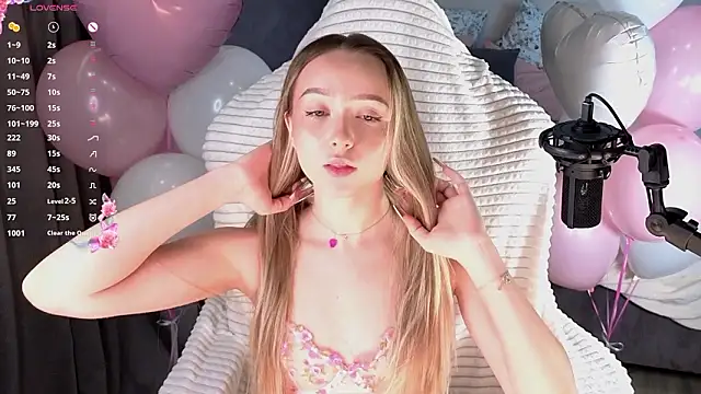 HollisBeckett online show from 03/06/26, 01:24