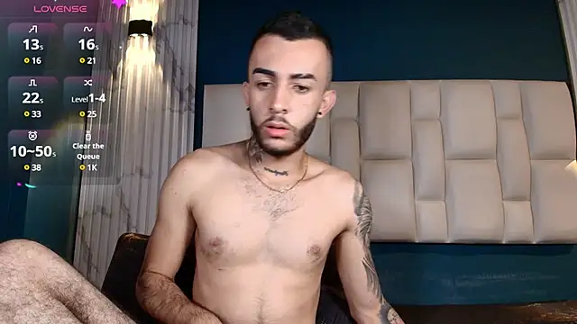 Marcelo ruiz  online show from 03/11/25, 01:01