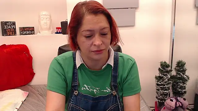 eva twiss online show from 04/05/26, 12:46