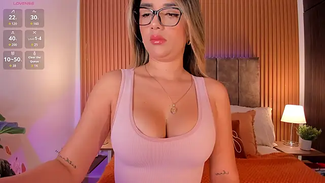 ChloePreston  online show from 11/24/25, 12:16